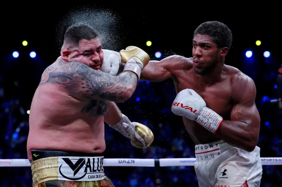 Andy Ruiz dan Anthony Joshua saling mengalahkan dalam dua pertarungan terakhir.