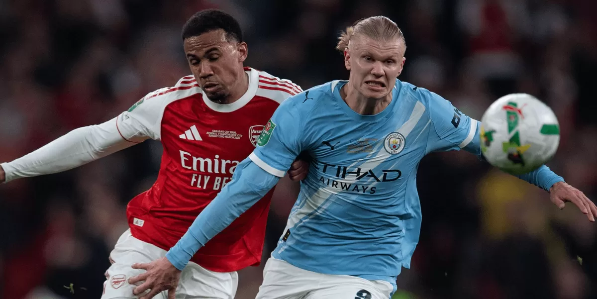 Bentrokan dua peringkat atas Liga Primer Inggris, Minggu 19 April 2026 sangat berpengaruh pada perebutan gelar.