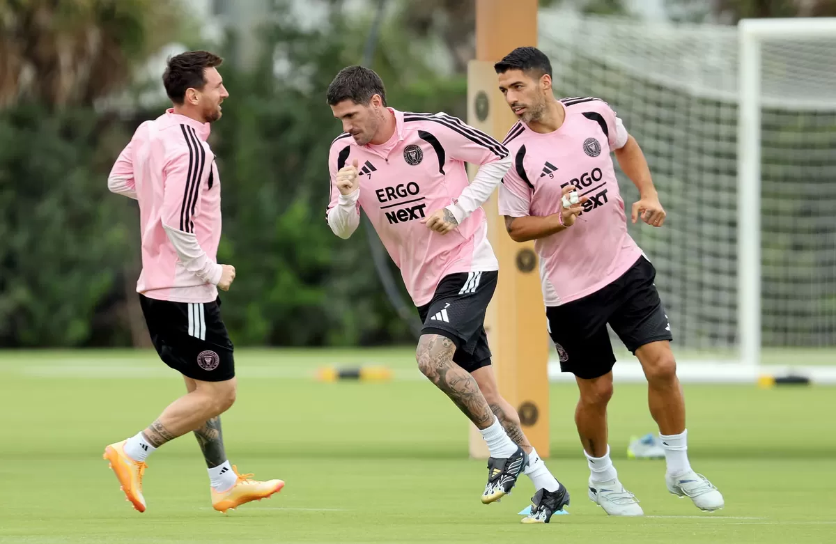 Lionel Messi, Luis Suarez, dan Rodrigo De Paul, berlatih di Inter Miami.
