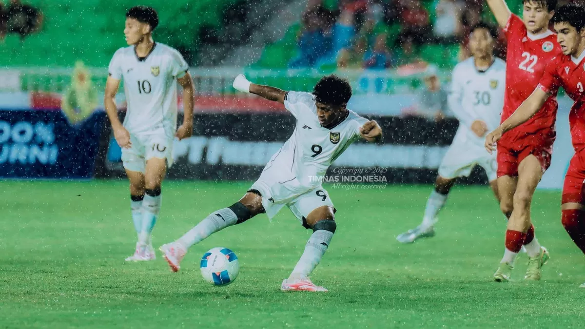 Fadly Alberto saat bermain di Piala Kemerdekaan 2025. (PSSI)