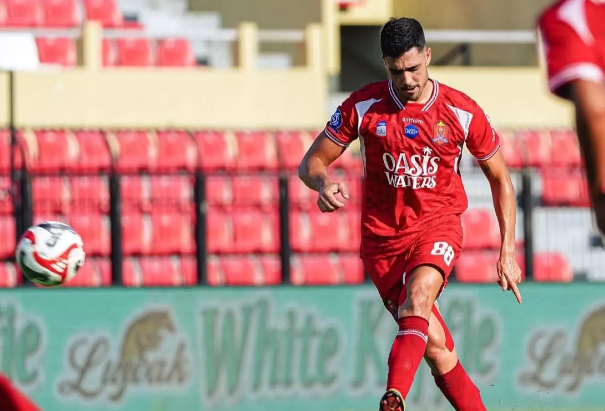 Borja Herrera cetak gol pembuka ke gawang PSBS Biak di laga pekan ke-29 Super League 2025/26. (@persijap_jepara)