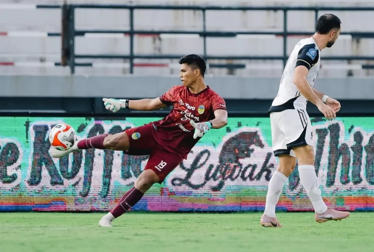 Kiper PSIM Yogyakarta Cahya Supriadi (@psimjogja_official)