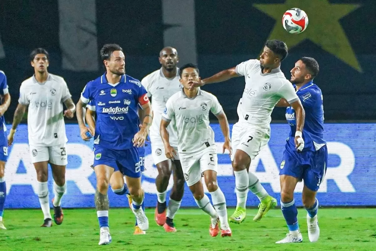 Persib ditahan Arema FC tanpa gol di pekan ke-29 Super League 2025/26. (@aremafcofficial)