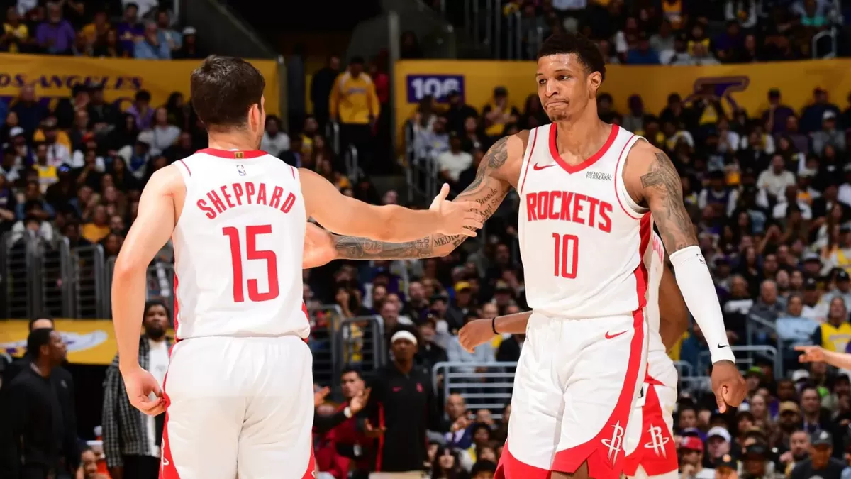 Para pemain muda inti Houston menunjukkan kematangan yang signifikan dalam Gim 5 melawan Lakers di Playoff NBA Wilayah Barat, Rabu, 29 April waktu setempat.  (Getty Images)