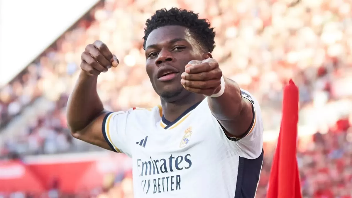 Manchester United tertarik untuk merekrut Aurelien Tchouameni musim panas ini.
