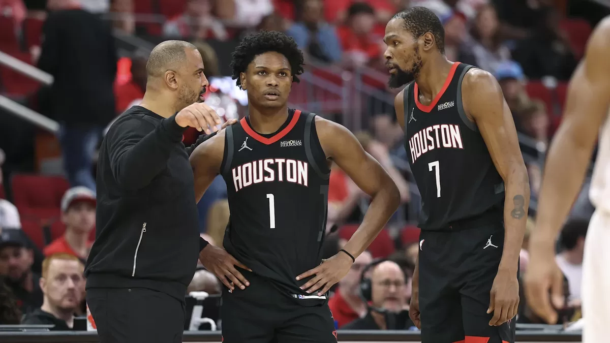 Kevin Durant, Ime Udok, dan Amen Thompson menjalani tahun pertama yang menarik bersama-sama. (Imagn Images)