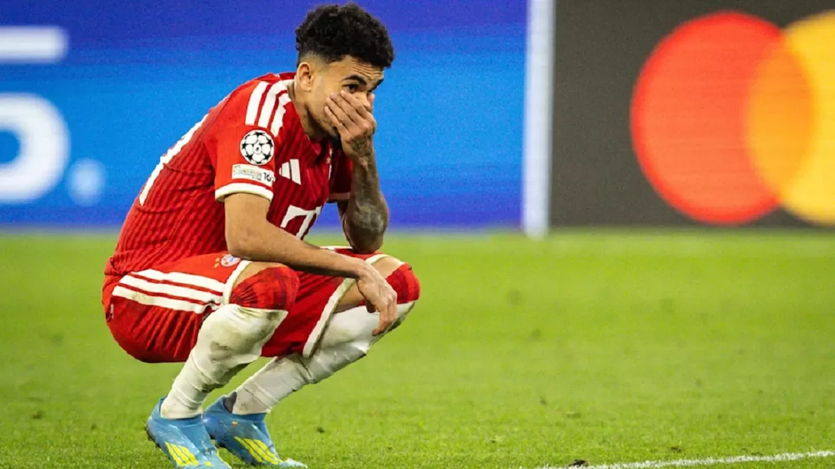Luis Diaz benar-benar kelelahan setelah pertandingan di lapangan.