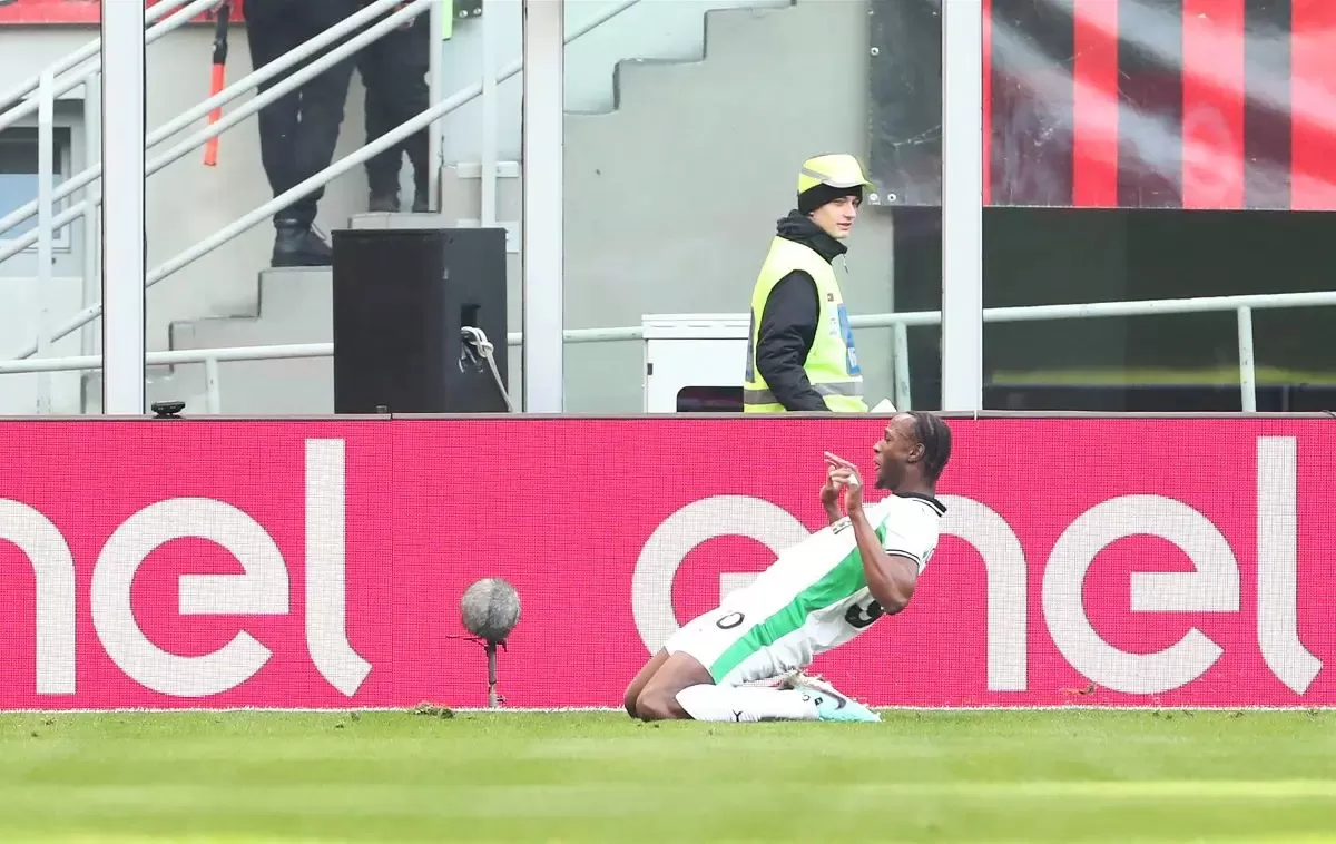 Gelandang Sassuolo dan CANMNT, Ismael Kone mengalami perkembangan pesat. 