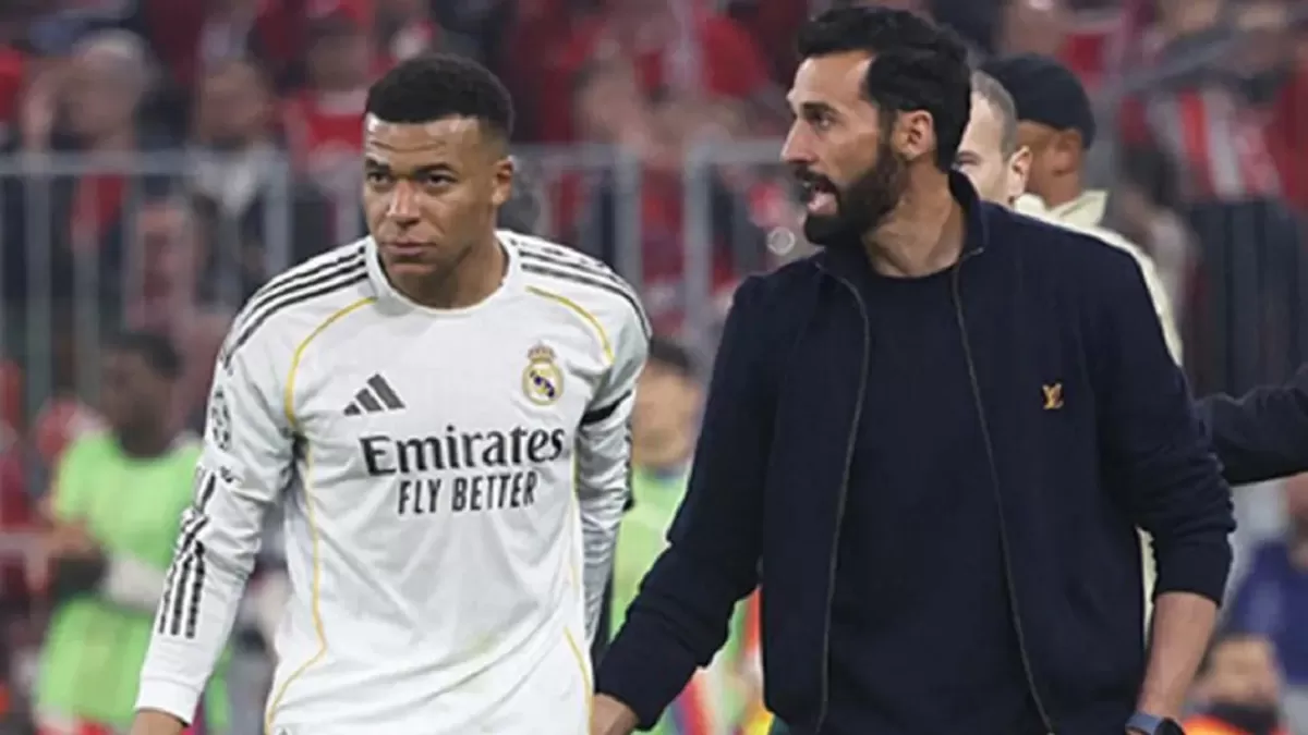 Alvaro Arbeloa mengeluh tentang keputusan non-penalti yang merugikan Real Madrid.