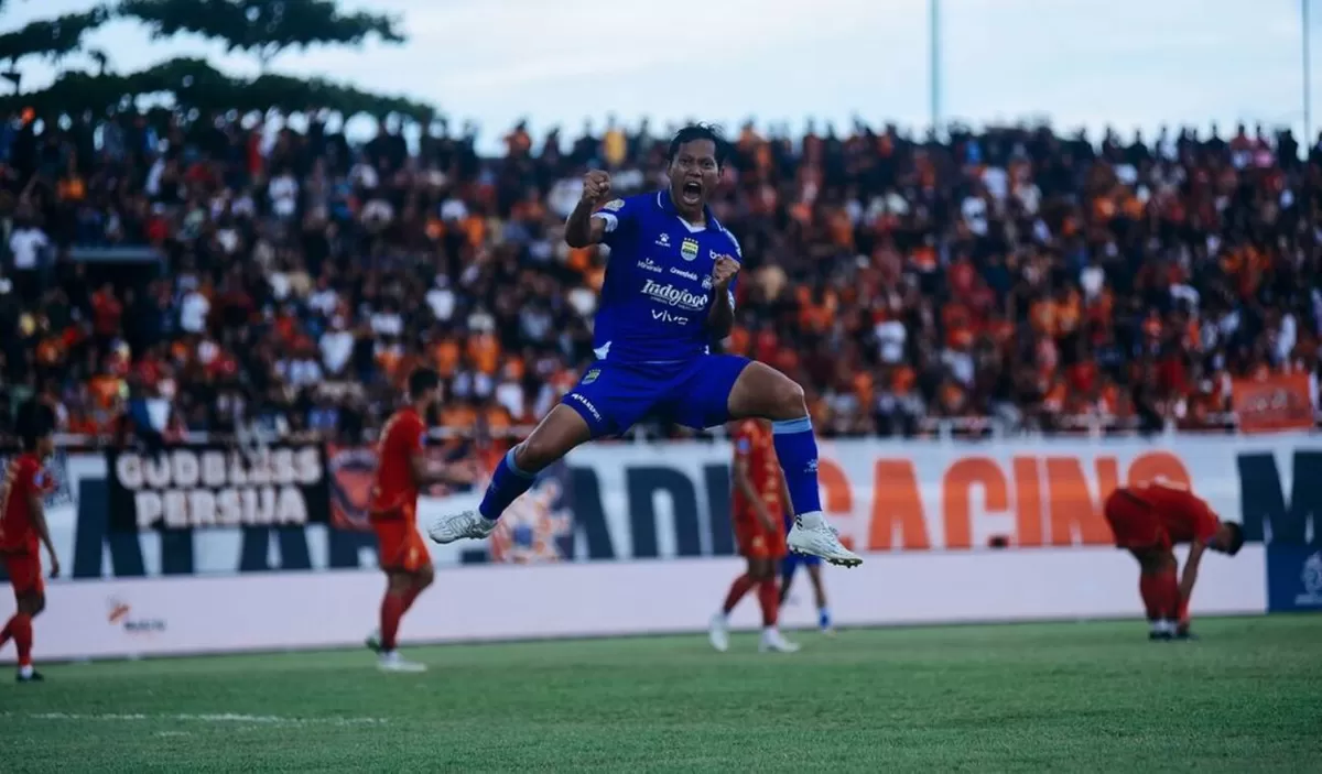 Gelandang Persib Bandung, Adam Alis. (Persib)