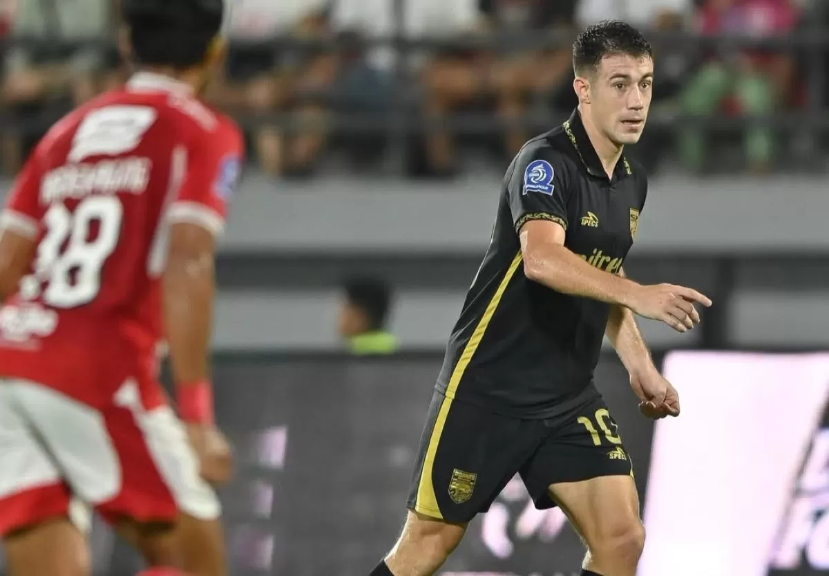 Mariano Peralta cetak brace ke gawang Bali United FC di laga pekan ke-32 Super League 2025/26. (@borneofc.id)