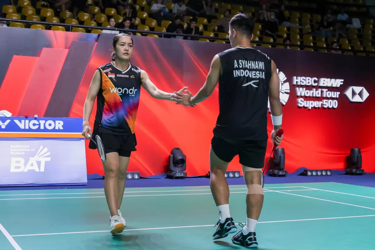 Ganda campuran Indonesia, Amri Syahnawi/Nita Violina Marwah, memastikan langkah ke babak 16 besar Thailand Open 2026.  (PBSI)