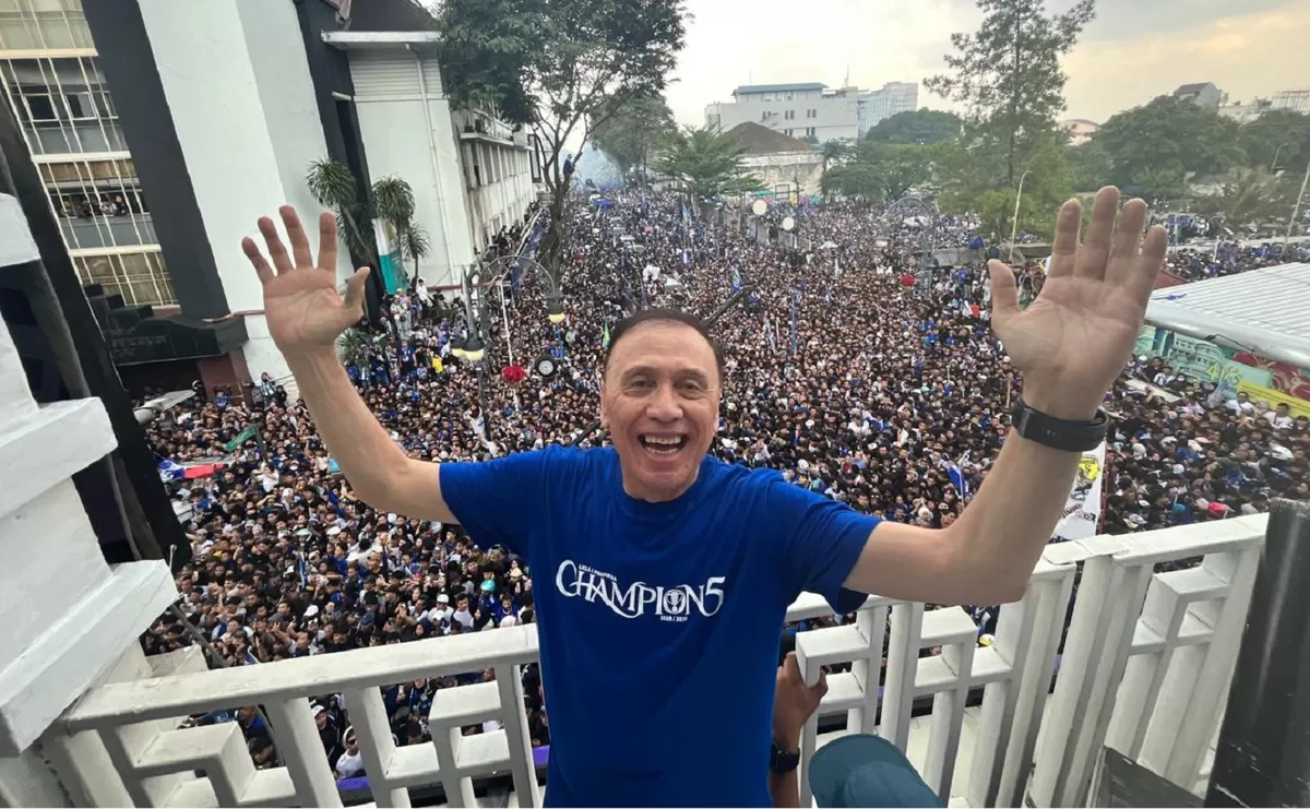 Iwan Bule memberikan apresiasi setinggi-tingginya kepada seluruh elemen yang berhasil membawa Persib ke tangga juara.