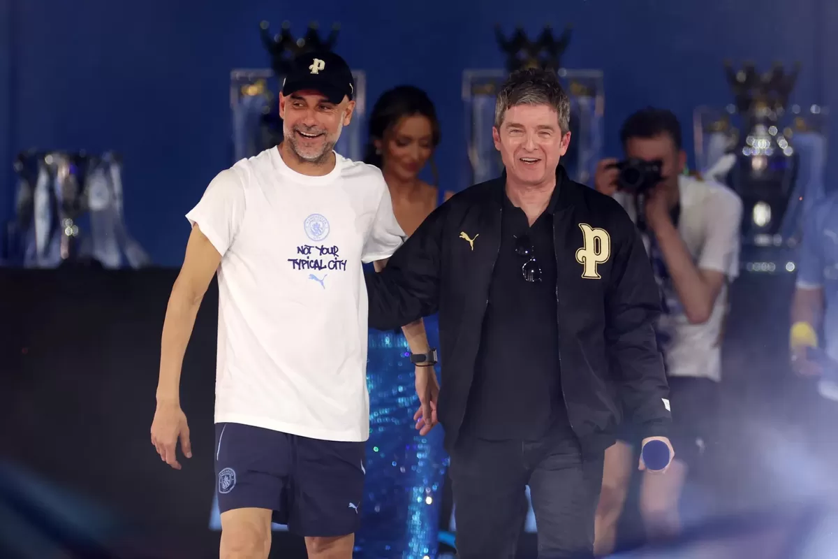 Noel Gallagher dari Oasis ikut pesta perpisahan  Pep Guardiola 