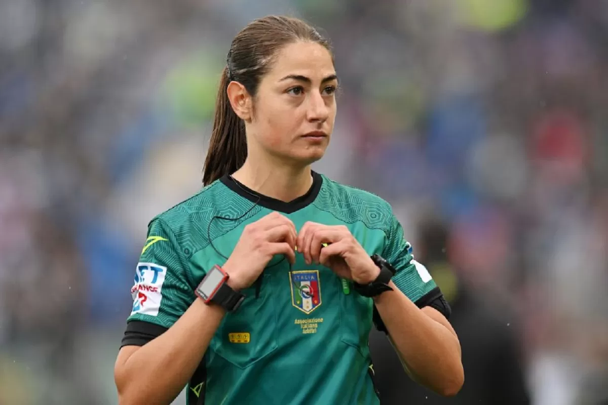 wasit Maria Sole Ferrieri Caputi mendapat nilai rendah saat meniup pertandingan Lazio vs Pisa