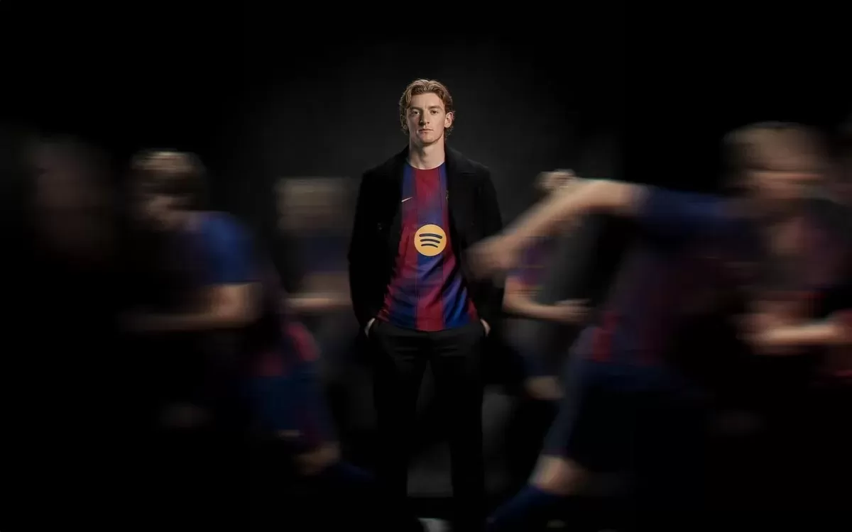 Anthony Gordon resmi berseragam Barcelona selama lima musim. (Judit Cartiel - FC Barcelona)