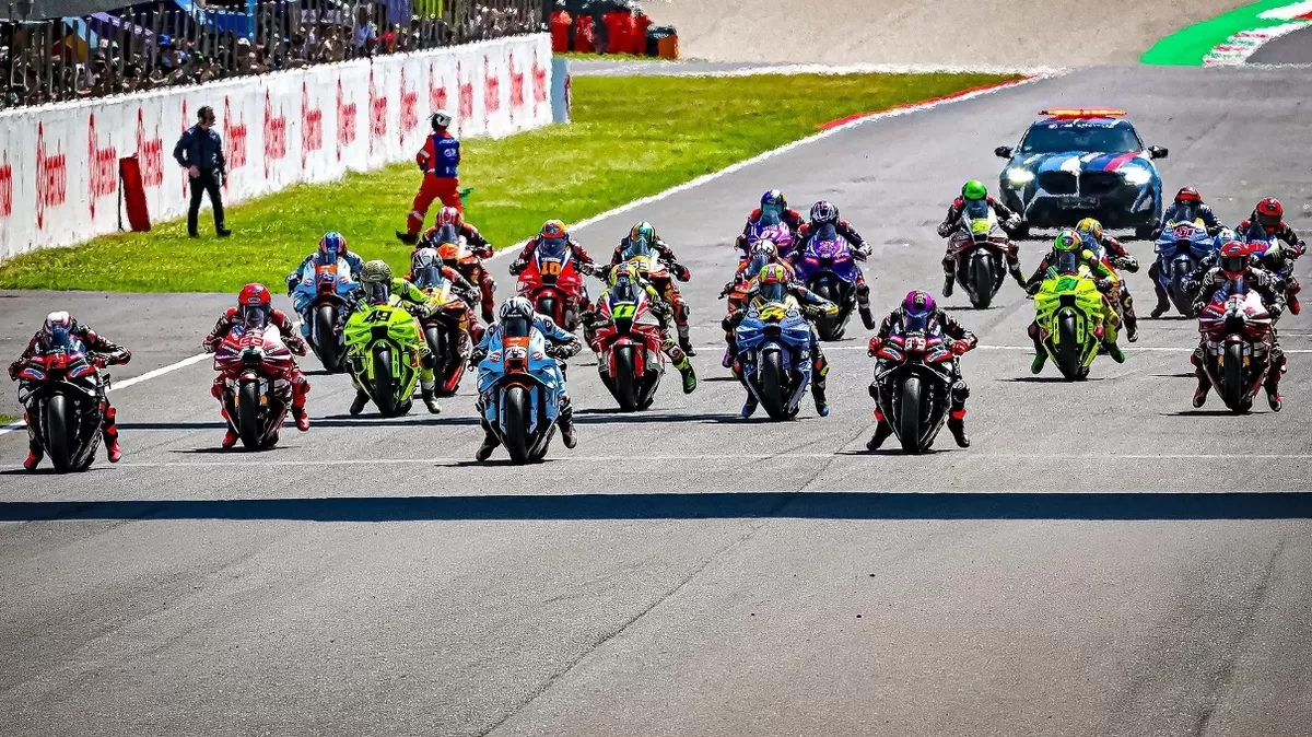 Pembalap Aprilia runtuhkan dominasi Ducati di Sirkuit Mugello. (MotoGP)