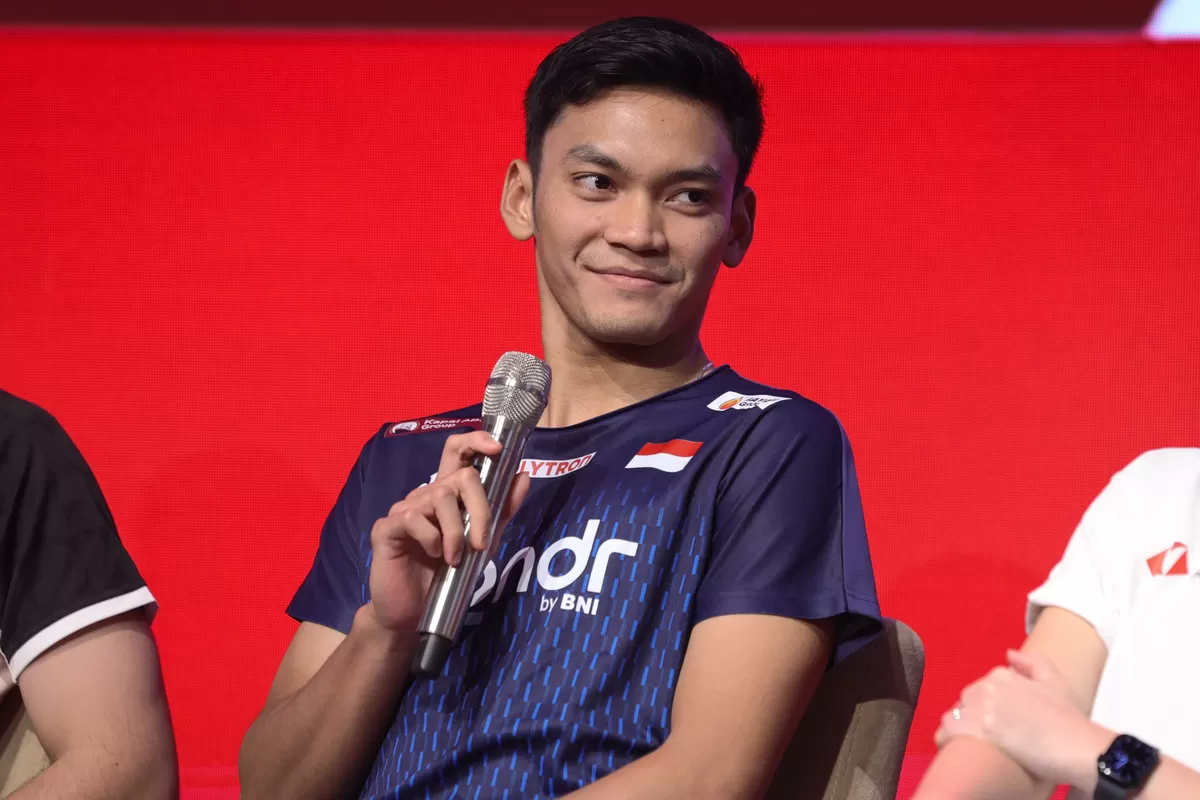 Tekad besar dibawa Muhammad Shohibul Fikri ke Istora Senayan. Bersama Fajar Alfian, ia siap bangkit dari rentetan kegagalan di final dan kembali memburu gelar juara. (PBSI)