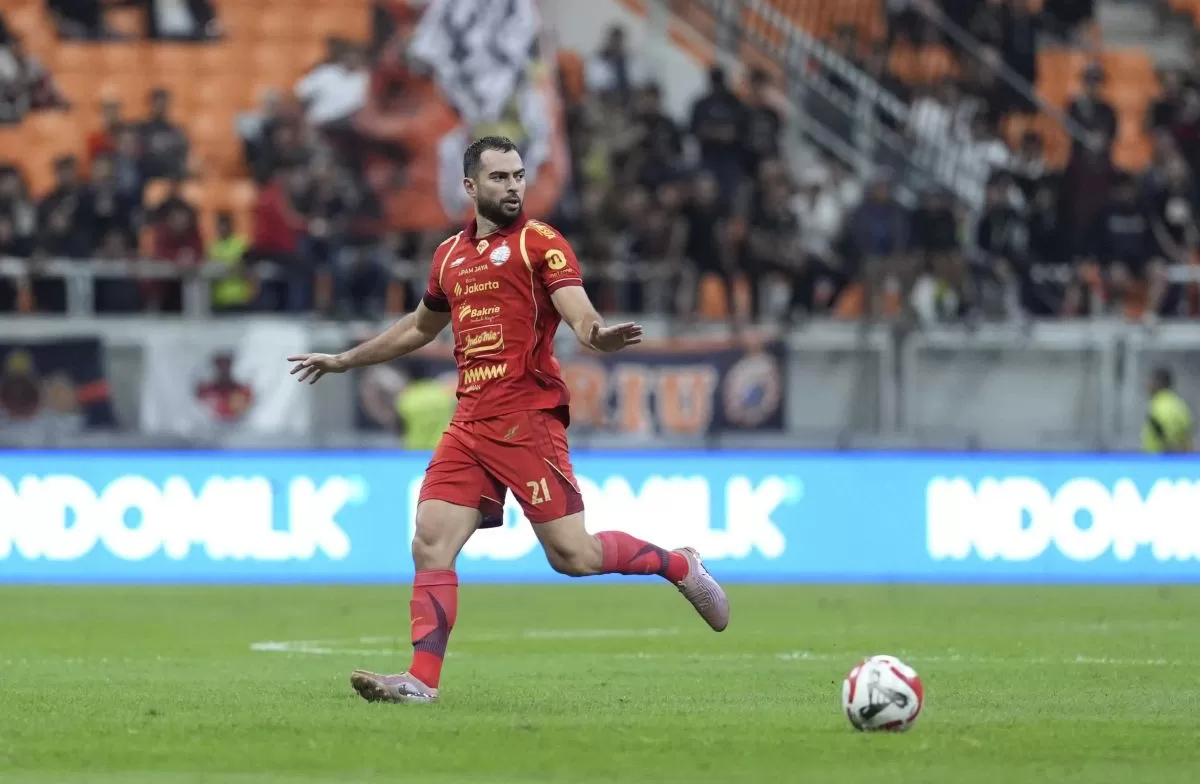 Jordi Amat bek Persija (Persija)