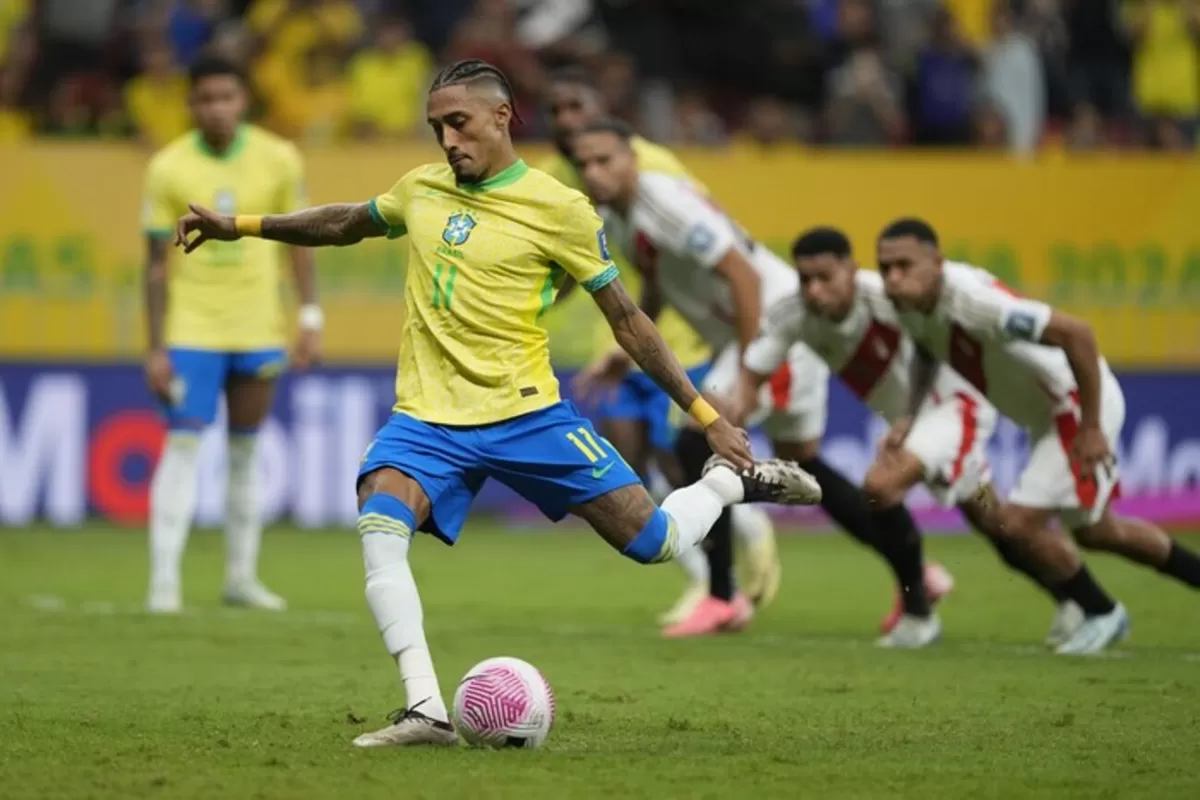 Pemain sayap Brasil, Raphinha. (AP Photo)