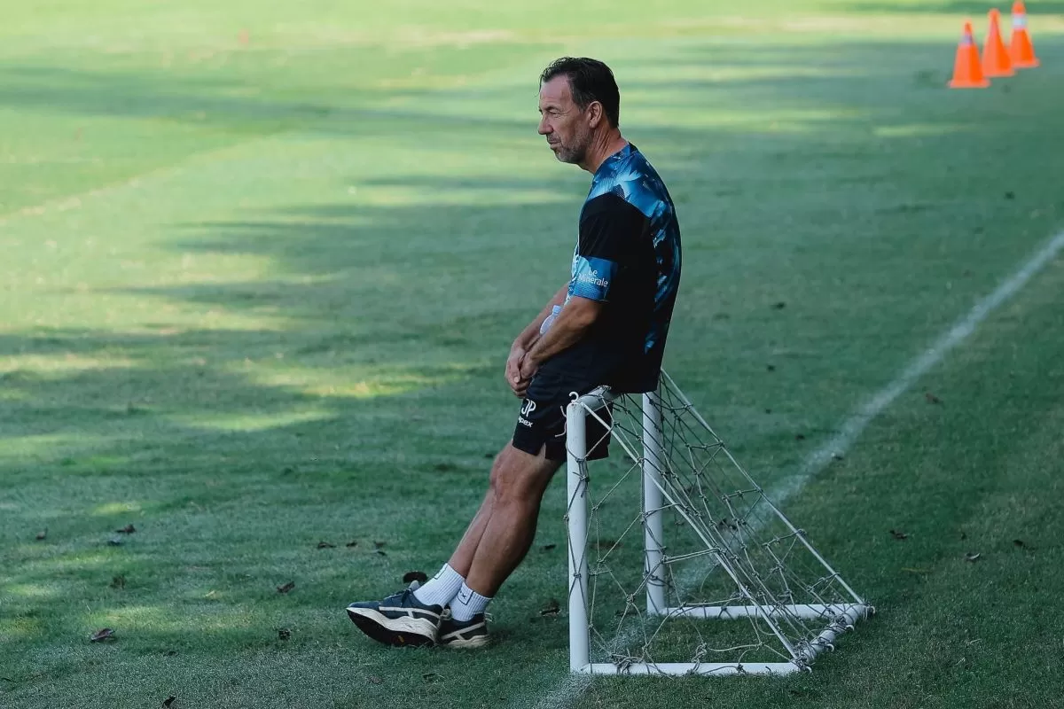 Pelatih kepala PSIM Jogja, Jean Paul Van Gastel. (PSIM Jogja)