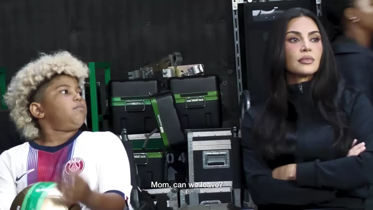 Nike gandeng Kim Kardashian dan pemain bintang sepak bola dalam iklan Piala Dunia.