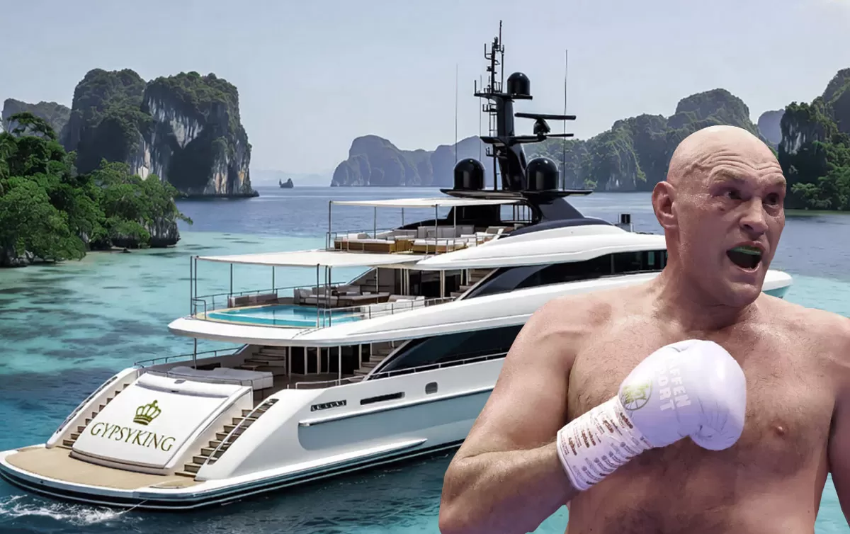 Tyson Fury sudah memesan pakaian berlayar Versace untuk keluarganya. 