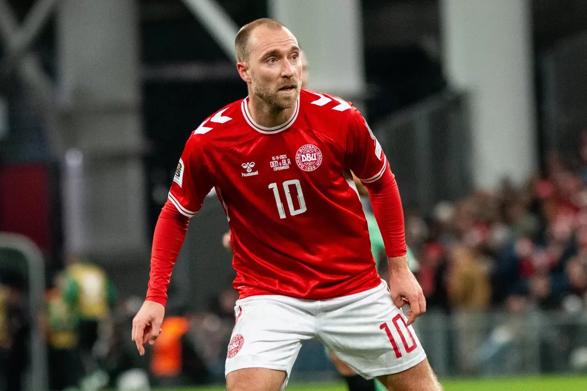 Christian Eriksen pingsan saat pertandingan persahabatan Denmark melawan Ukraina.
