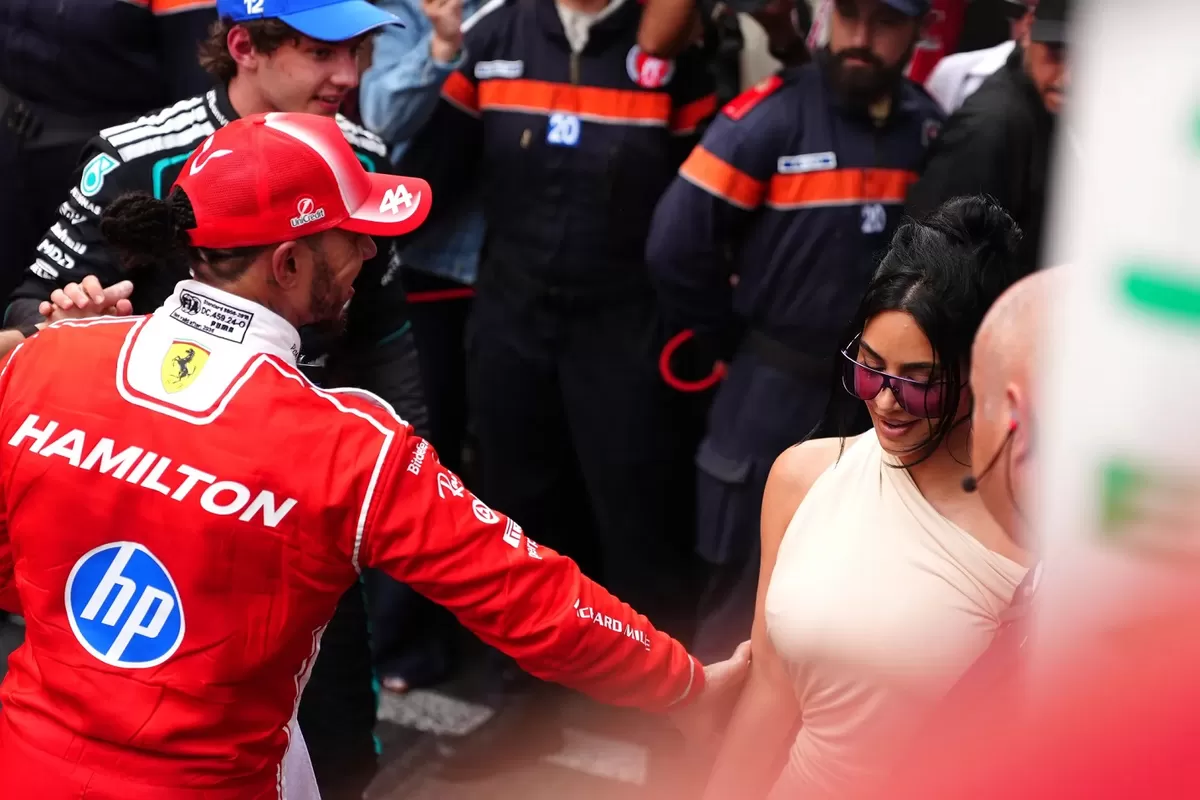 Lewis Hamilton dan Kim Kardashian mencuri perhatian di GP Monaco.