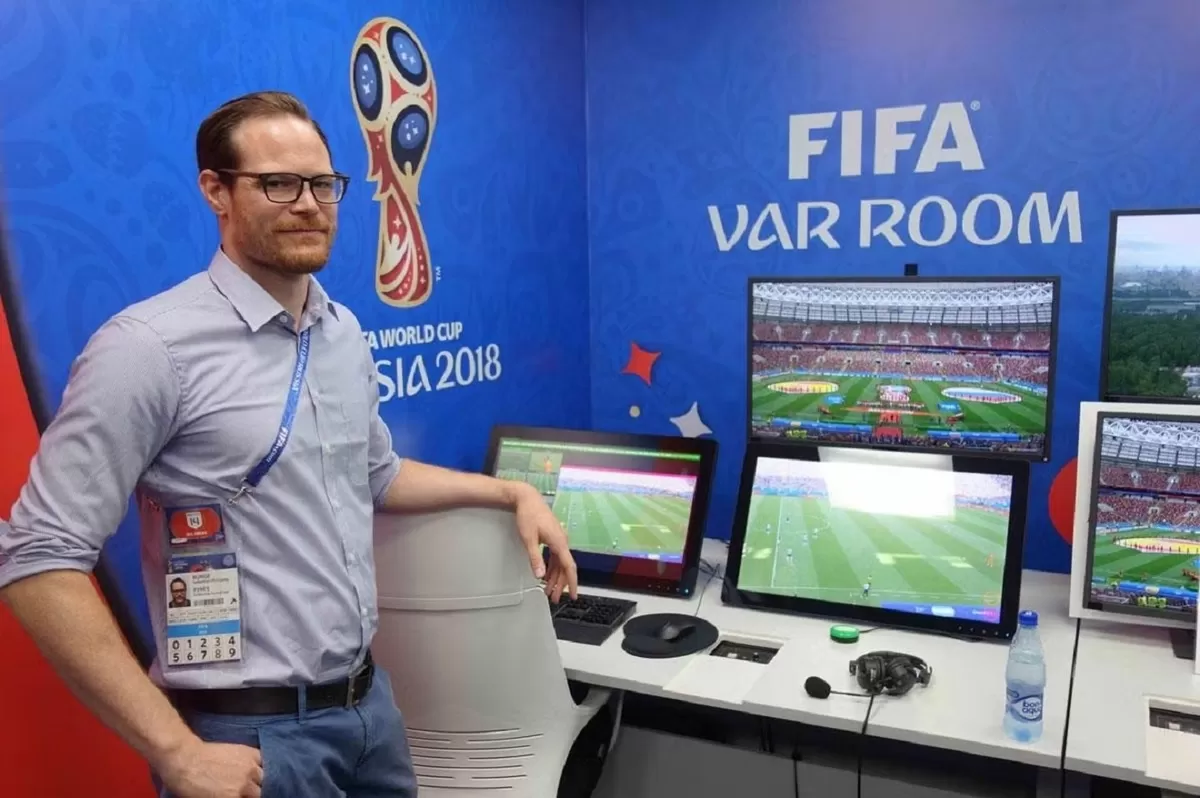 Piala Dunia Rusia 2018 pertama di mana FIFA memperkenalkan VAR.