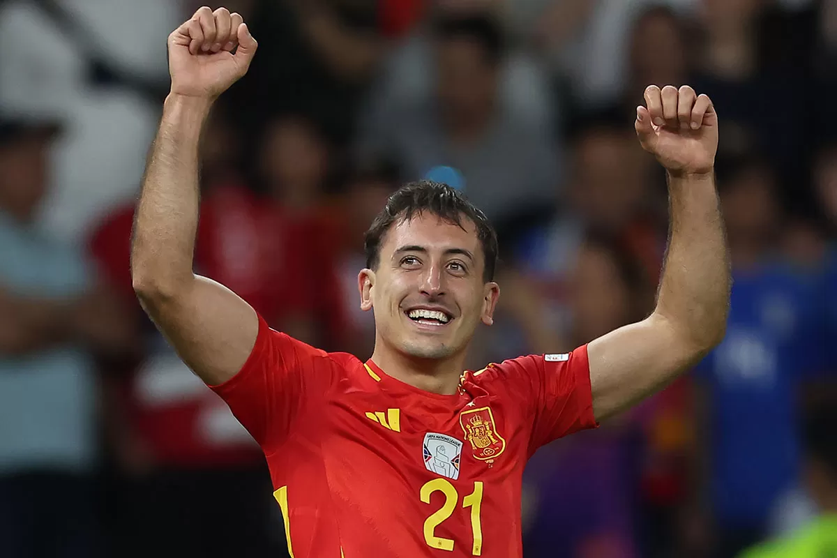 Penyerang Spanyol, Mikel Oyarzabal. (Getty Images)