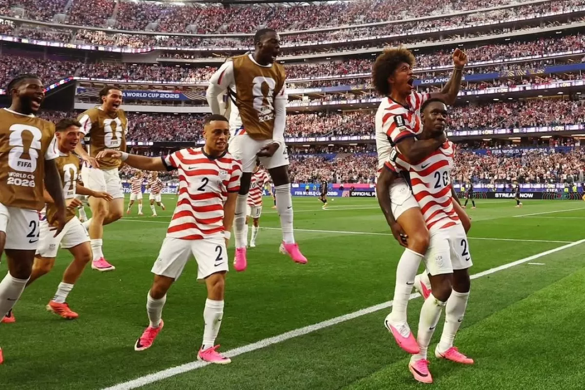 Selebrasi gol Folarin Balogun (#20) ke gawang Paraguay. (@concacaf)