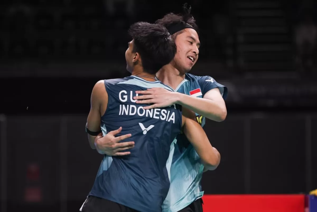 Sektor ganda putra Indonesia kembali membuka peluang mempertahankan gelar di Australian Open 2026. Kali ini lewat pasangan Sabar Karyaman Gutama/Moh Reza Pahlevi Isfahani yang sukses melaju ke final.