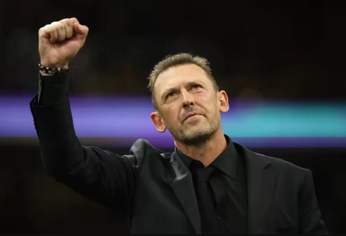 Pelatih Australia, Tony Popovic. (FIFA)