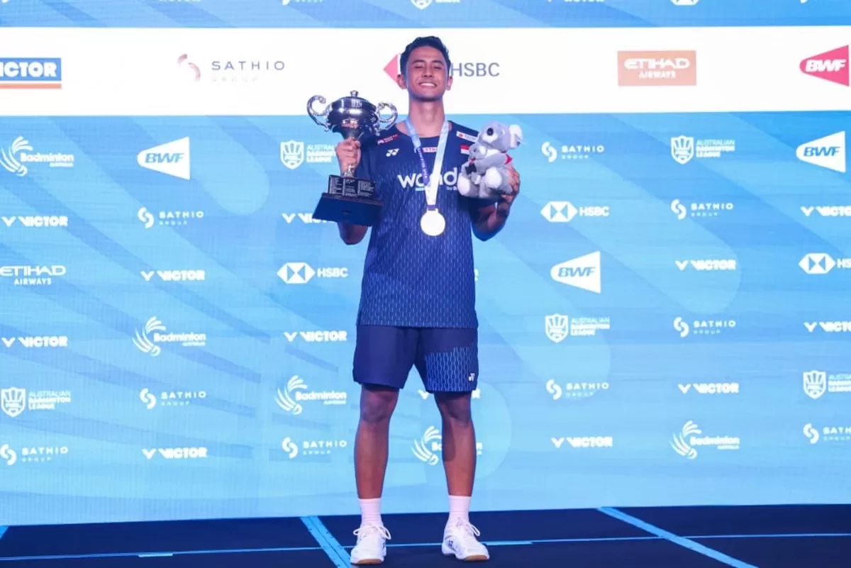 Tunggal putra Indonesia, Alwi Farhan menjadi satu-satunya penyumbang gelar bagi Merah Putih di Australia Open 2026. 
