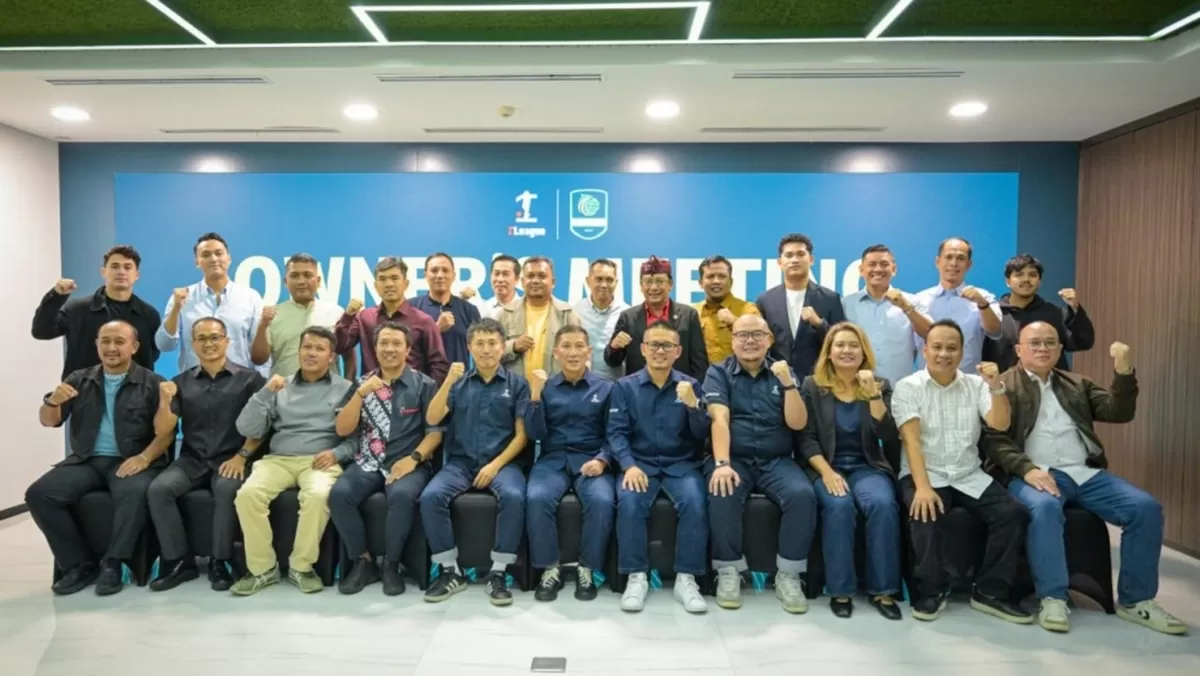Para pemilik tim championship 2026/2027 berfoto bersama di Kantor I.League, Kuningan Jakarta, Kamis, 18 Juni 2026. 