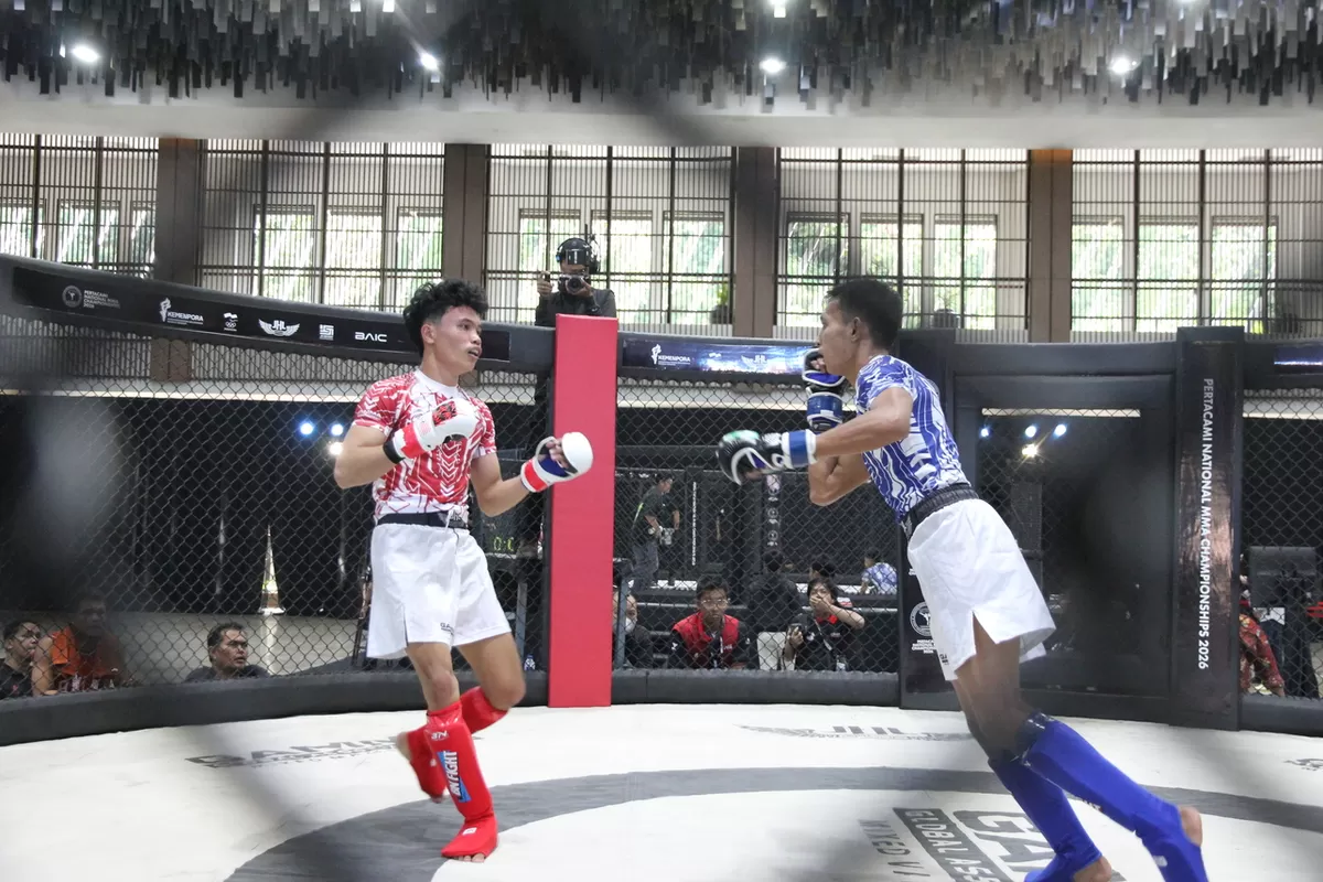 Dua atlet kategori open berlaga di Kejurnas MMA 2026 PB Pertacami, di di JSI Resort Megamendung, Kab. Bogor, 19-20 Juni 2026. Kejuaraan ini untuk talent scouting atlet pelatnas MMA Indonesia.
