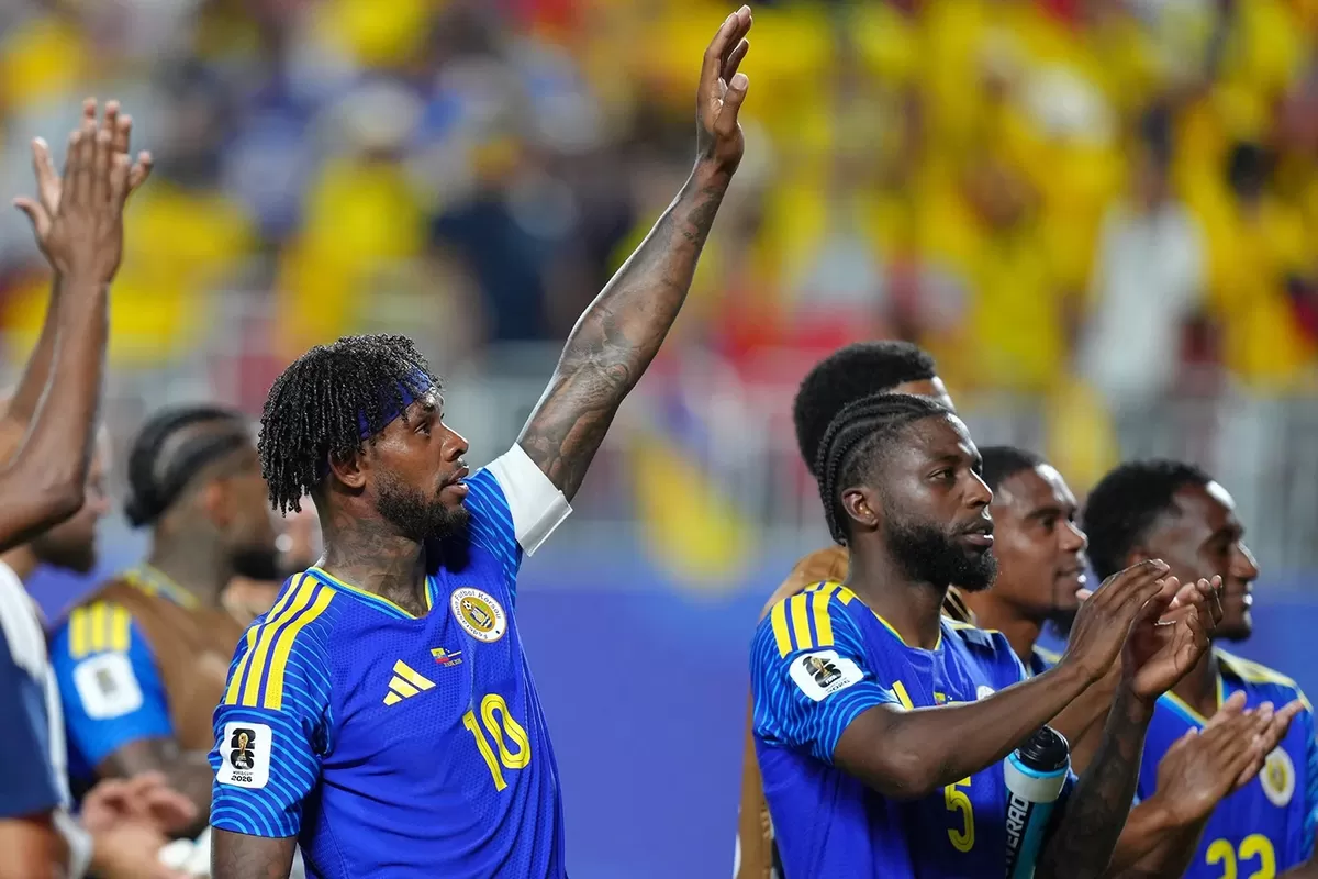 Curacao, meraih poin pertama mereka dengan hasil imbang tanpa gol melawan Ekuador.