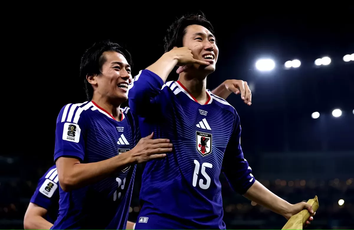 Selebrasi pemain Jepang, Daichi Kamada usai merobek gawang Tunisia. (FIFA)
