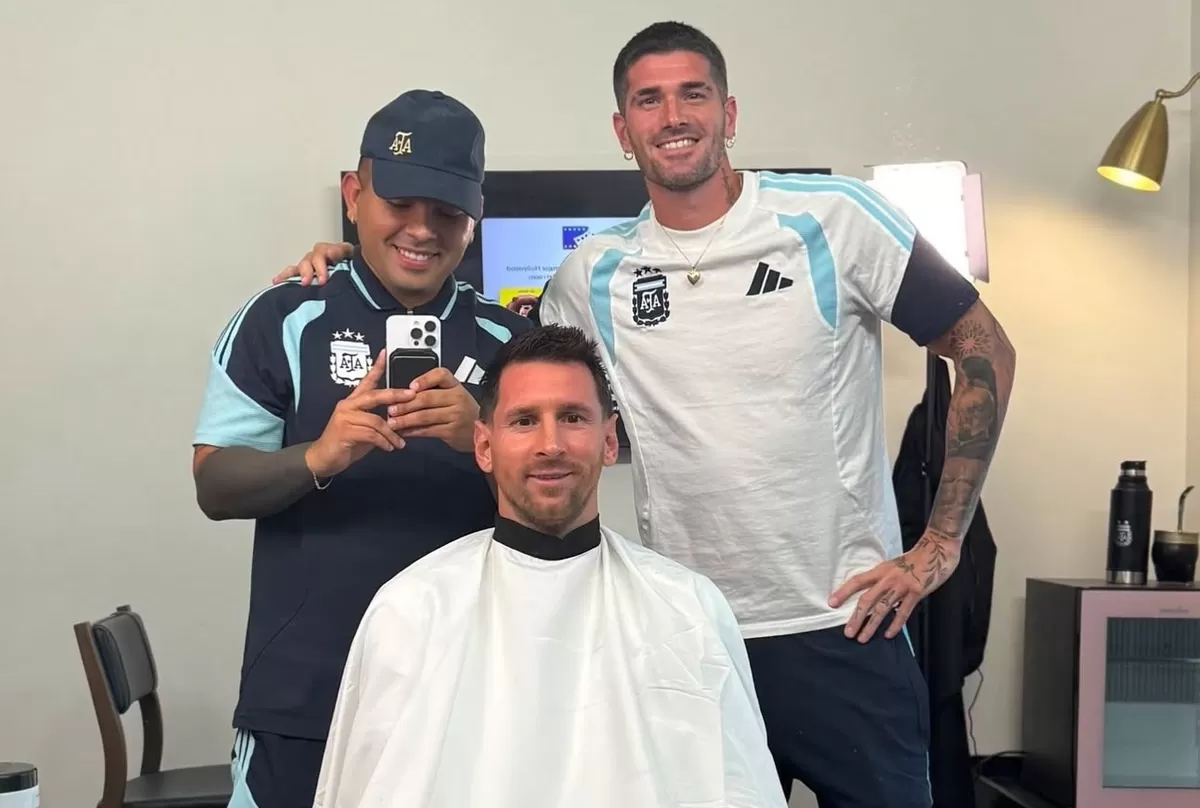 Lionel Messi mengubah penampilannya sebelum pertandingan melawan Austria.