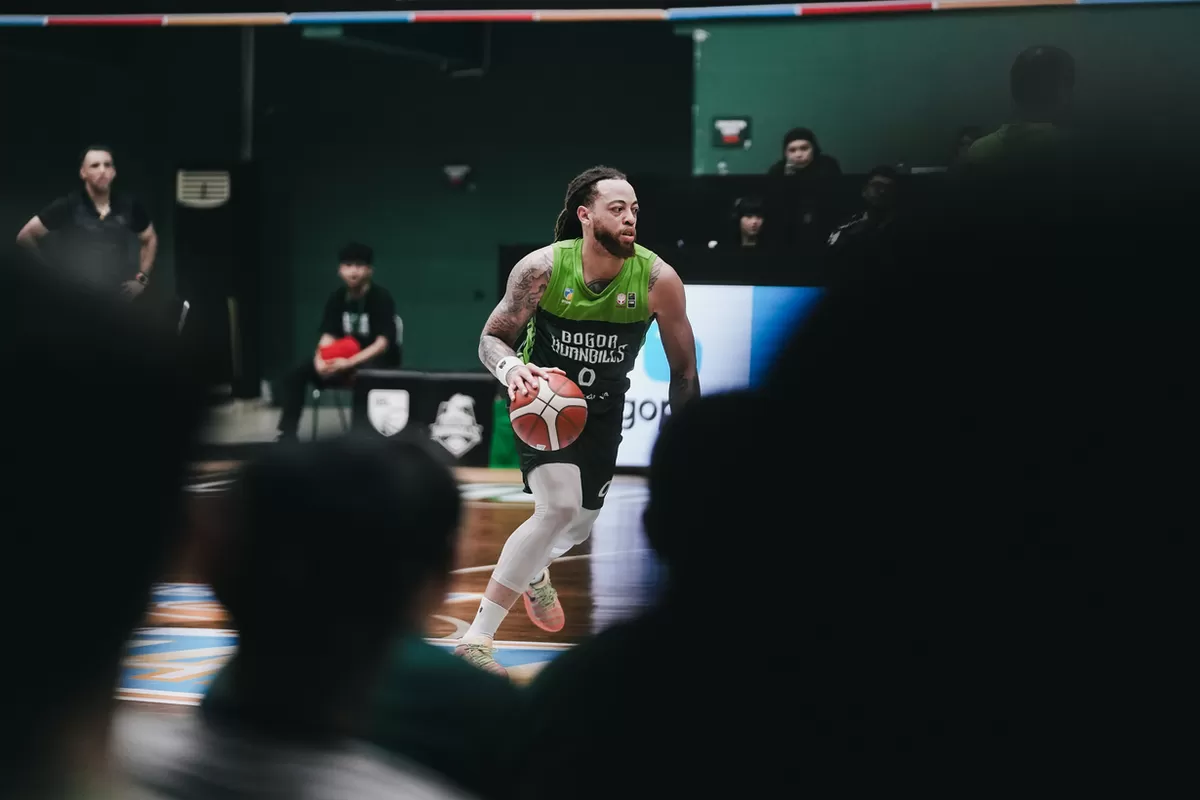 Pemain asing Bogor Hornbills, Stephaun Branch tidak mampu membawa timnya meraih kemenangan di Gim 3 Serie Finals IBL 2026. Hornbilla kalah 61-74 dari Pelita Jaya Basketball, Rabu, 24 Juni 2026.