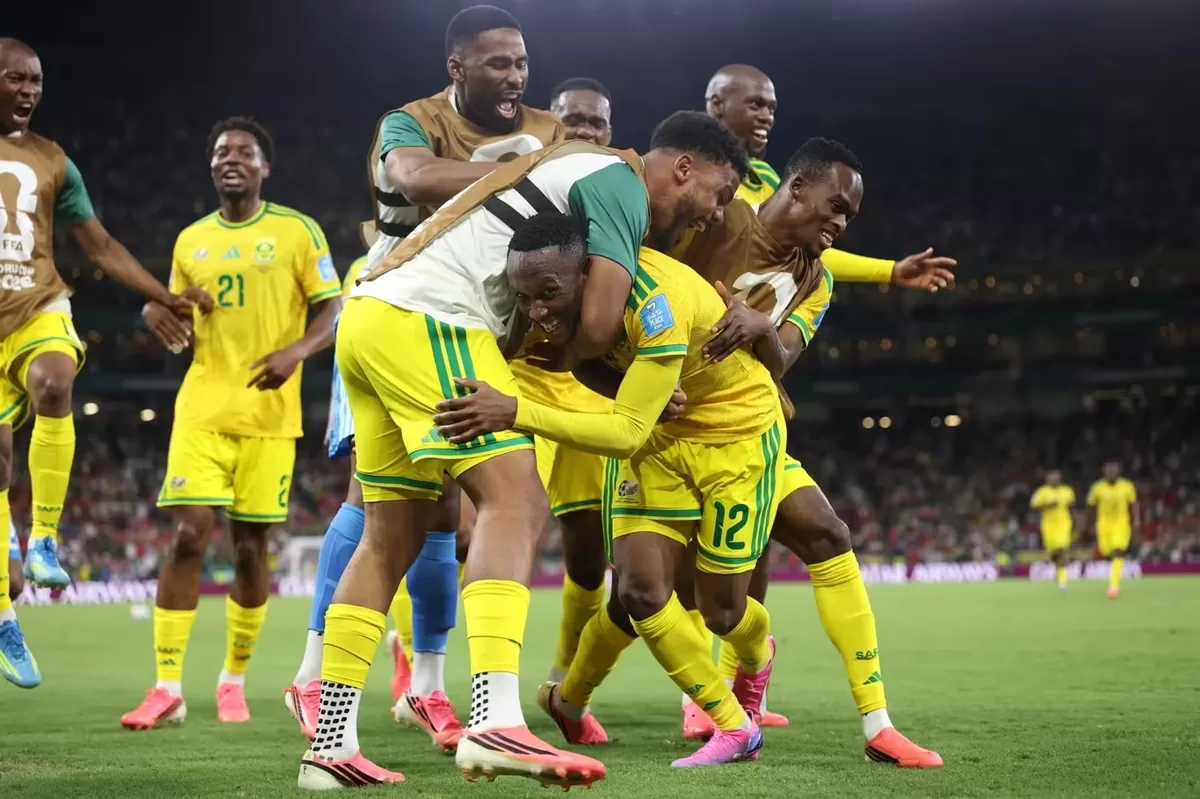 Pemain Afrika Selatan merayakan kemenangan setelah menekuk Korsel 1-0.