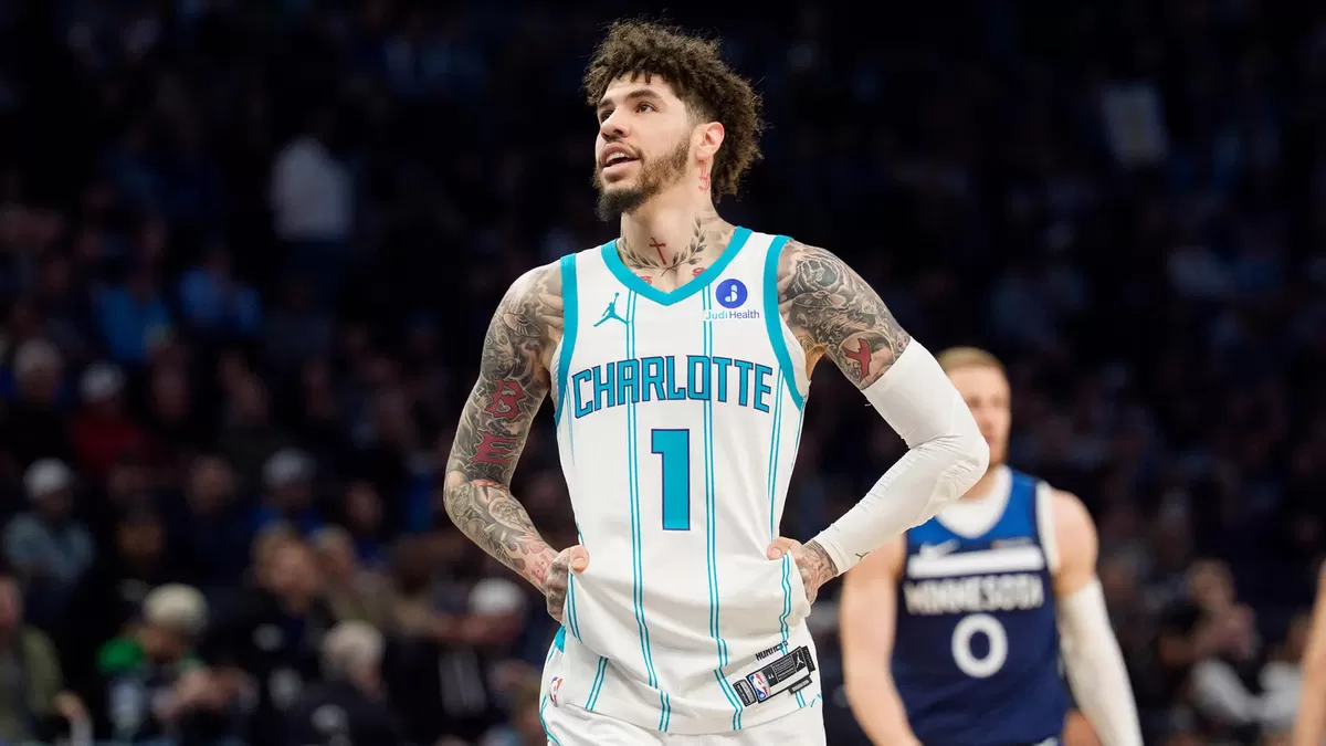 Guard Charlotte Hornets, LaMelo Ball ditransfer ke Timberwolves pada hari Kamis, 25 Juni 2026, dalam sebuah perkembangan yang mengejutkan. 