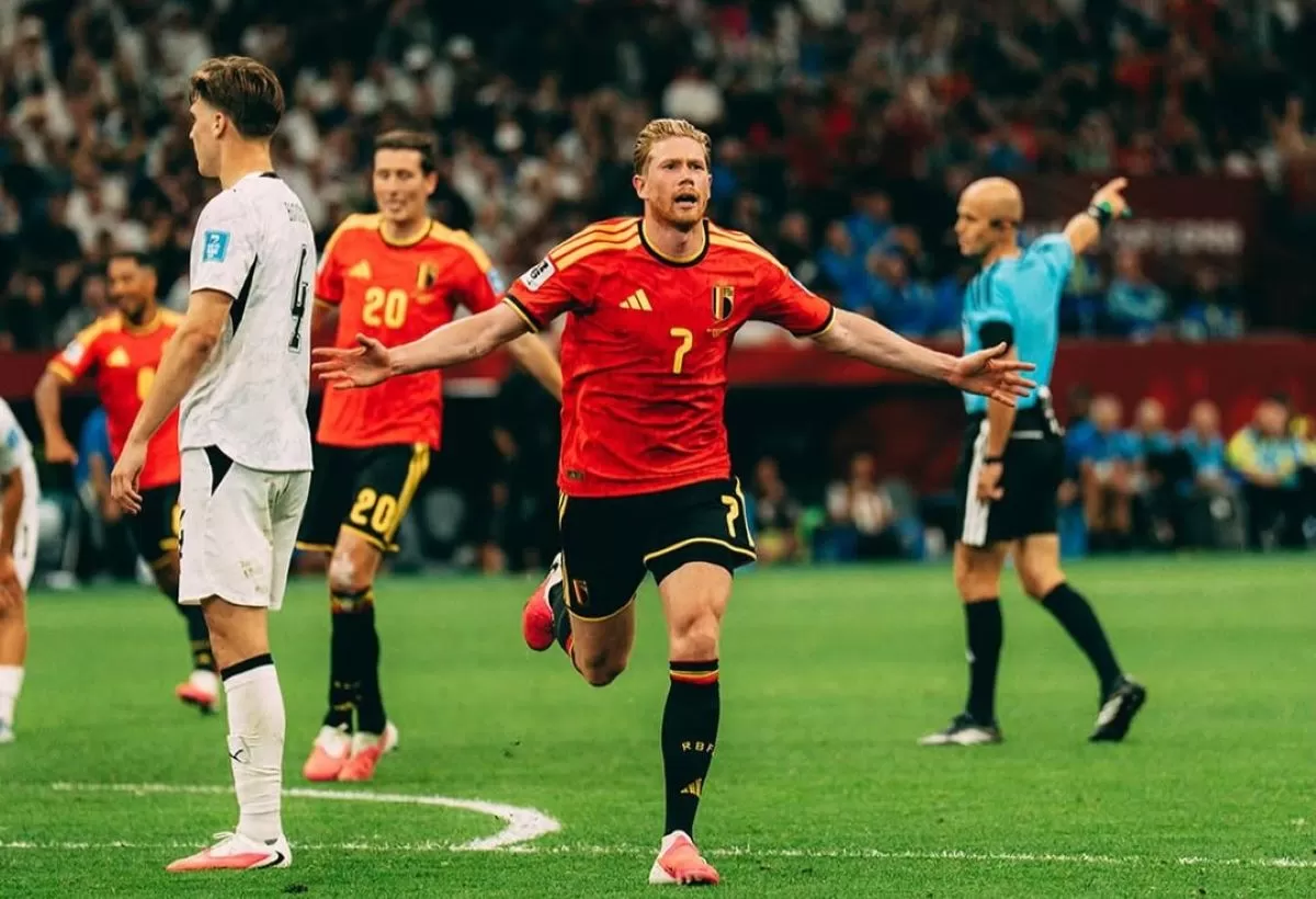 Kevin De Bruyne bawa Belgia unggul di laga kontra Selandia Baru. (@belgianreddevils)
