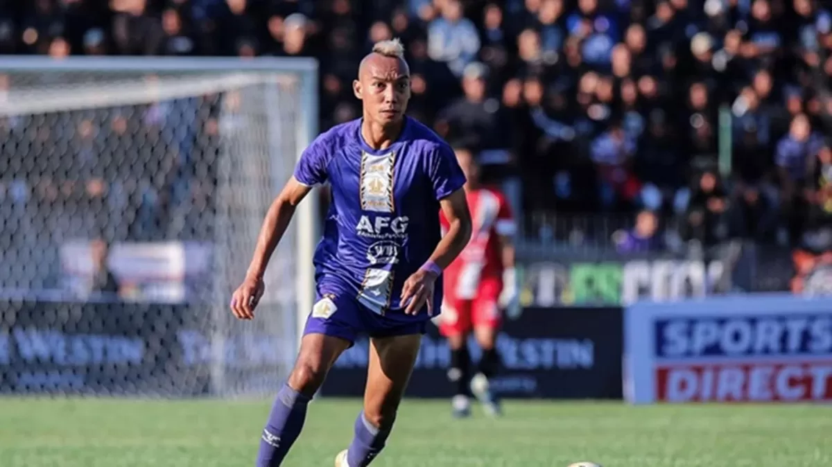 Novri Setiawan saat berseragam Persik Kediri. (I League)