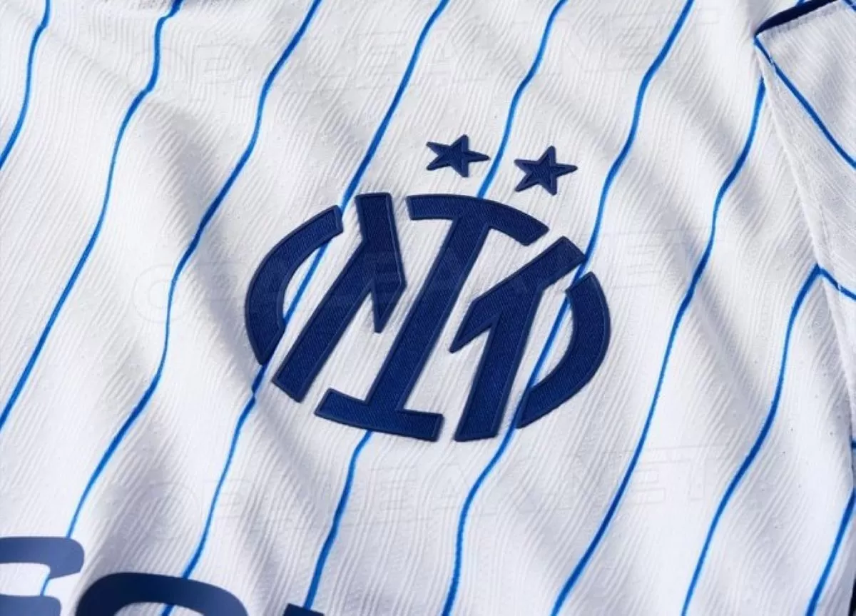 Bocoran jersey tandang Inter Milan untuk musim 2026/27. (@Footy_Headlines)