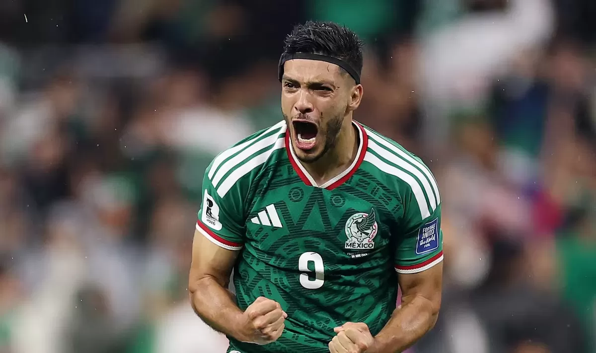 Raul Jimenez meluapkan emosinya setelah mencetak gol untuk Meksiko saat membekuk Ekuador 2-0, Rabu 1 Juli 2026.