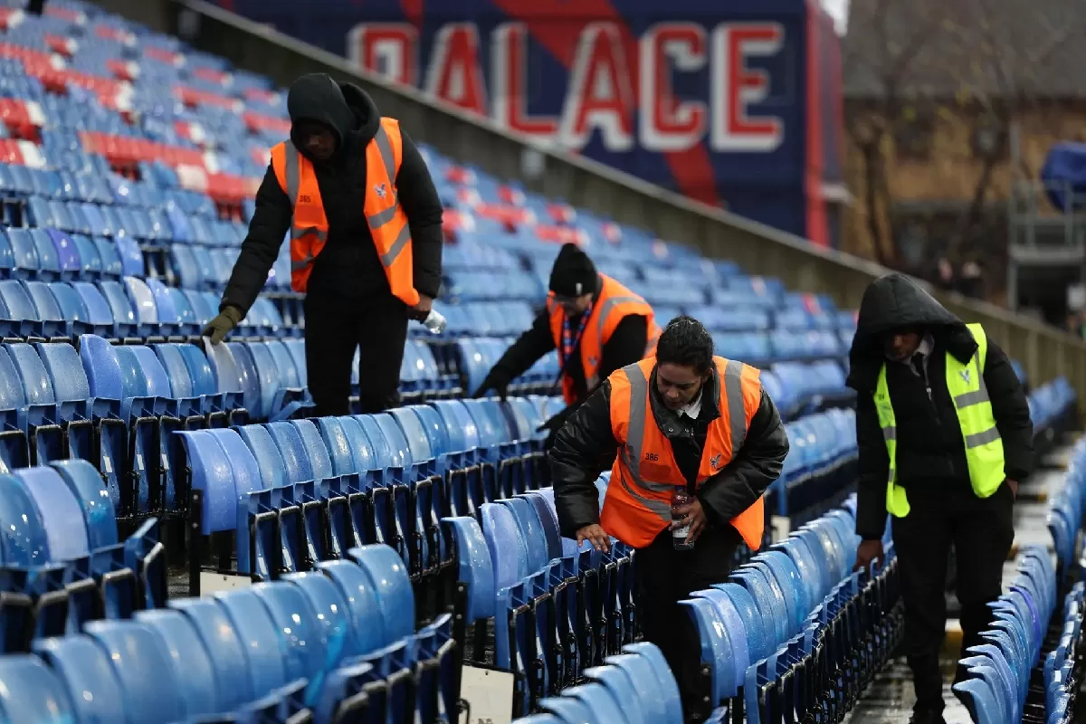 Walikota London dan Liga Primer buka Akademi Pengawas Lapangan pertama di dunia. (Premier League)