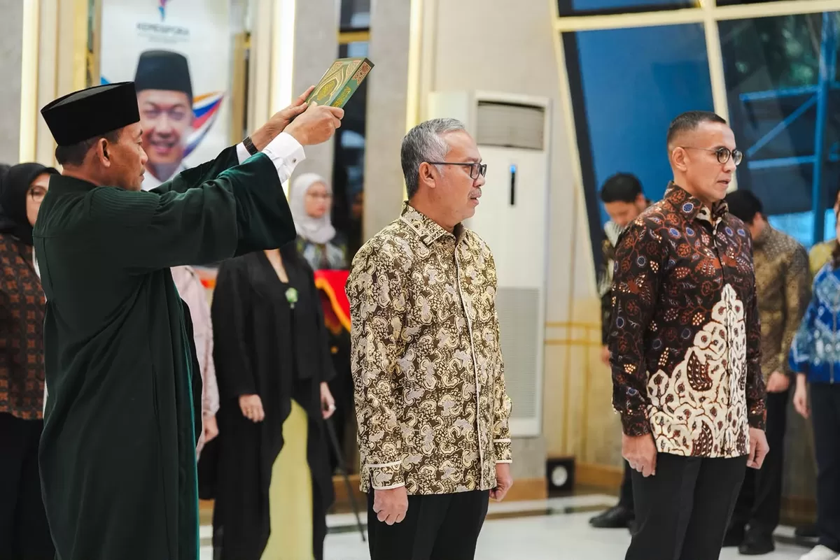 Menpora melantik Suyadi Pawiro dan Teuku Arlan sebagai Sesmenpora dan Deputi IV. Pelantikan berlangsung di Kemenpora, Jakarta, 10 Juli 2026.