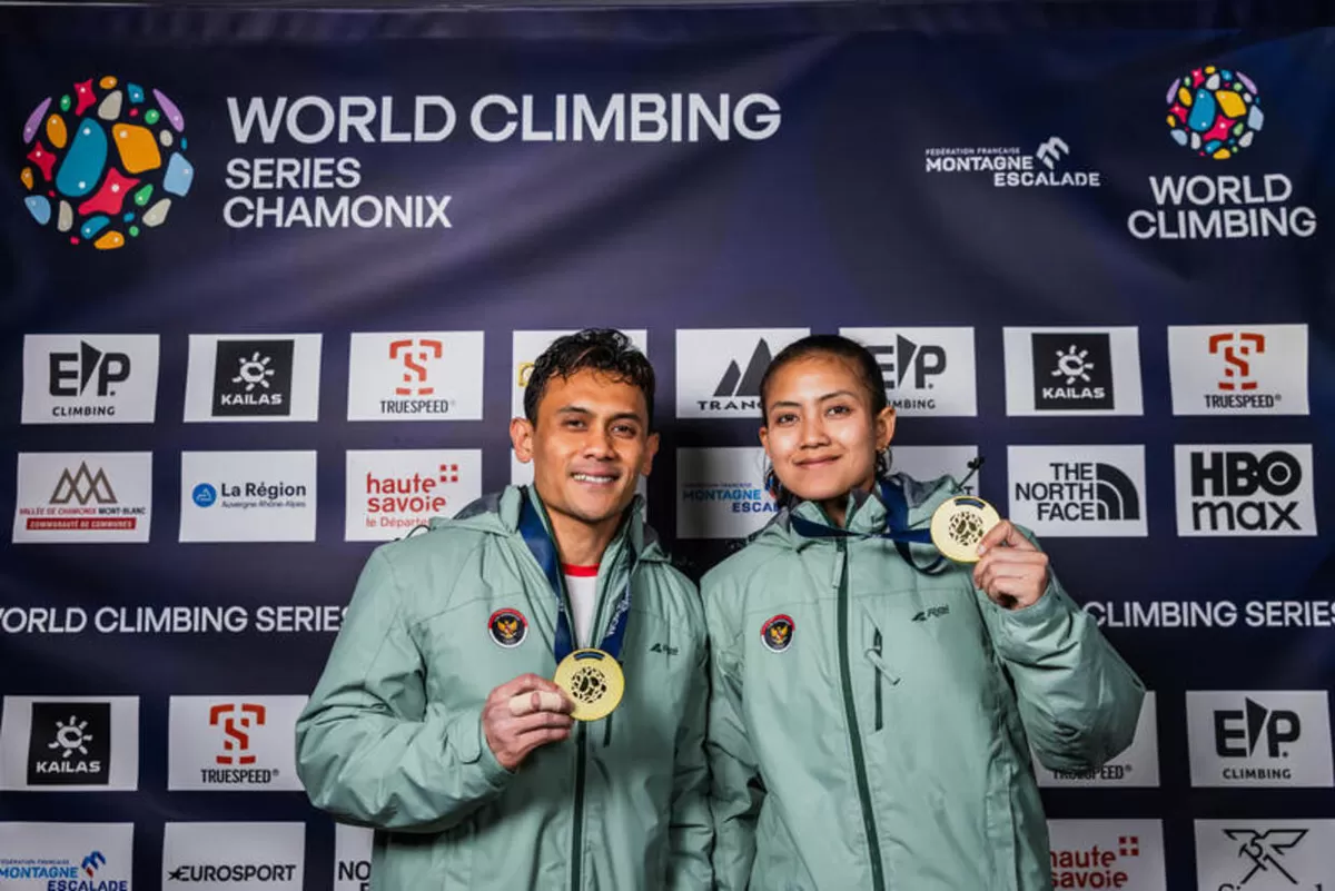 Desak Made Rita Kusuma Dewi dan Veddriq Leonardo sama-sama sukses meraih emas di nomor speed individu putri dan putri pada IFSC World Climbing Series Chamonix 2026, Minggu, 12 Juli. 